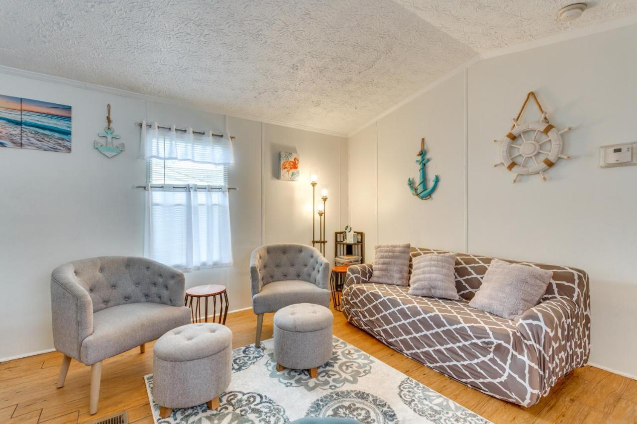 Bright Pensacola Home With Backyard - Pets Welcome! Esterno foto